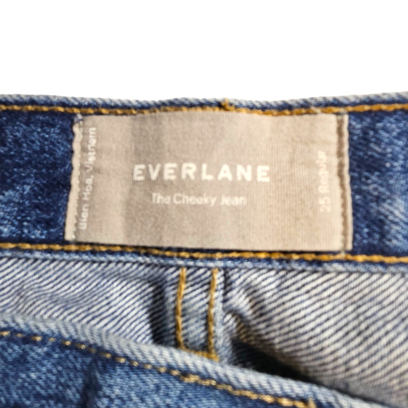 EUC Everlane The Cheeky Mid-Rise Cotton Raw Hem Jeans Sz. 25x26 Washed Midnight - Picture 5 of 11